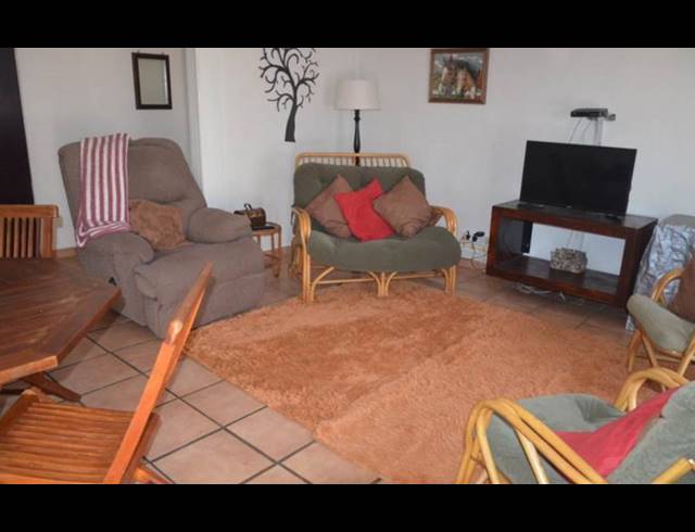 3 BEDROOM SIMPLEX FOR SALE IN KLOPPERPARK